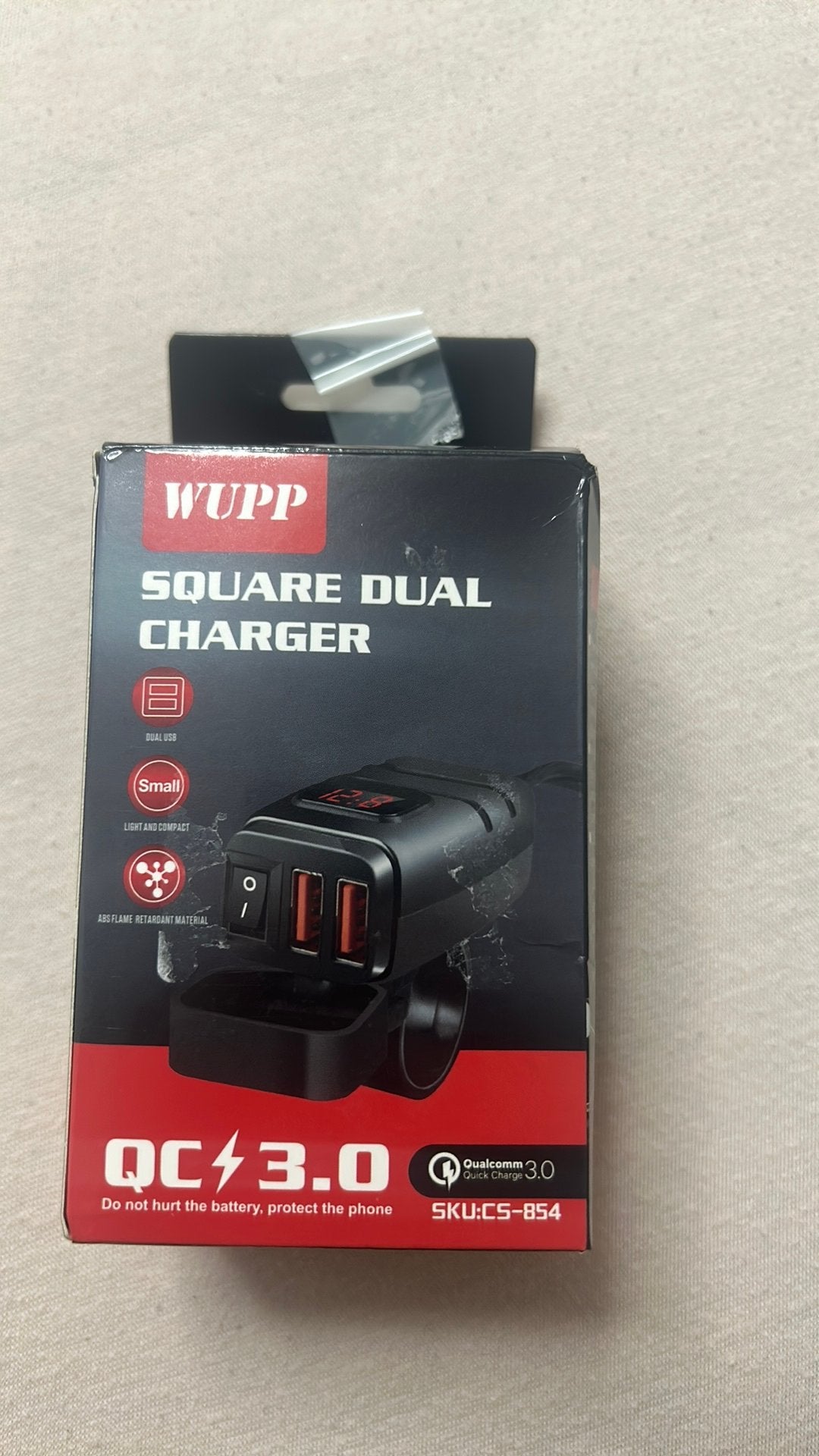 Nieuw usb lader voor op motor of scooter, Fietsen en Brommers, Ophalen of Verzenden, Zo goed als nieuw, Overige typen, Overige merken