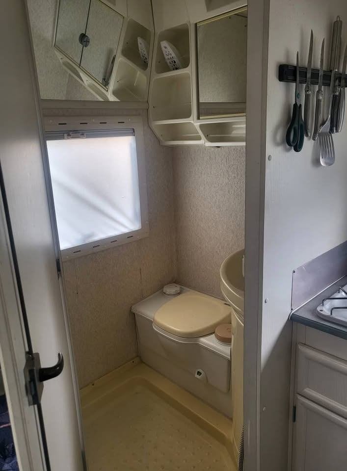 Camper toilet compleet badkamer met wasbak etc natte cel, Verzenden, Gebruikt