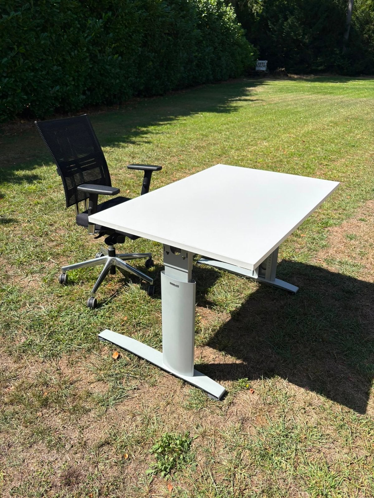 Verstelbaar bureau (120x80) met bureaustoel, Zit-sta bureau, Gebruikt, Metaal, In hoogte verstelbaar