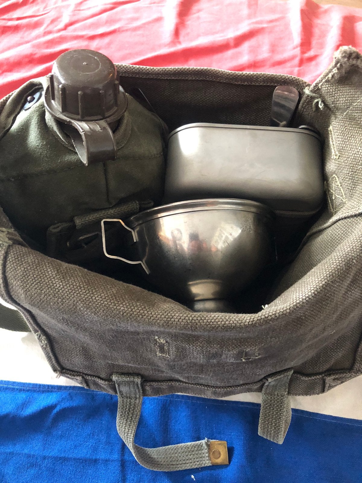 Complete bivak eet en drink set in militaire schouder tas, Ophalen of Verzenden, Gebruikt