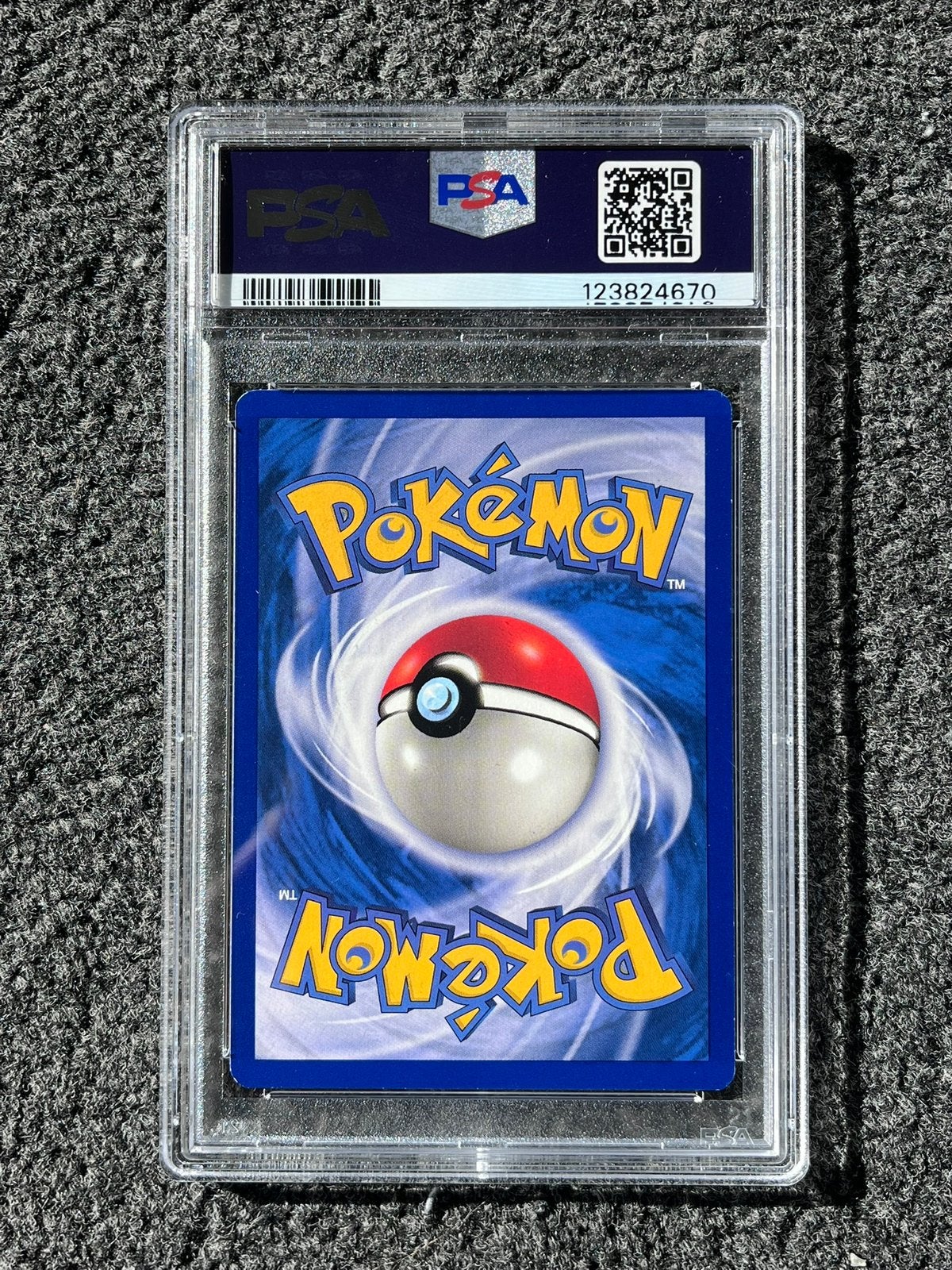 Pokémon PSA 8 1st edition Metapod #54 Base set 1999, Ophalen of Verzenden, Zo goed als nieuw, Losse kaart, Foil