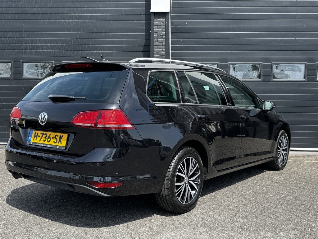 Volkswagen Golf Variant 1.6 TDI Comfortline Automaat | Pano, Auto's, Volkswagen, Stof, Gebruikt, 4 cilinders, 700 kg