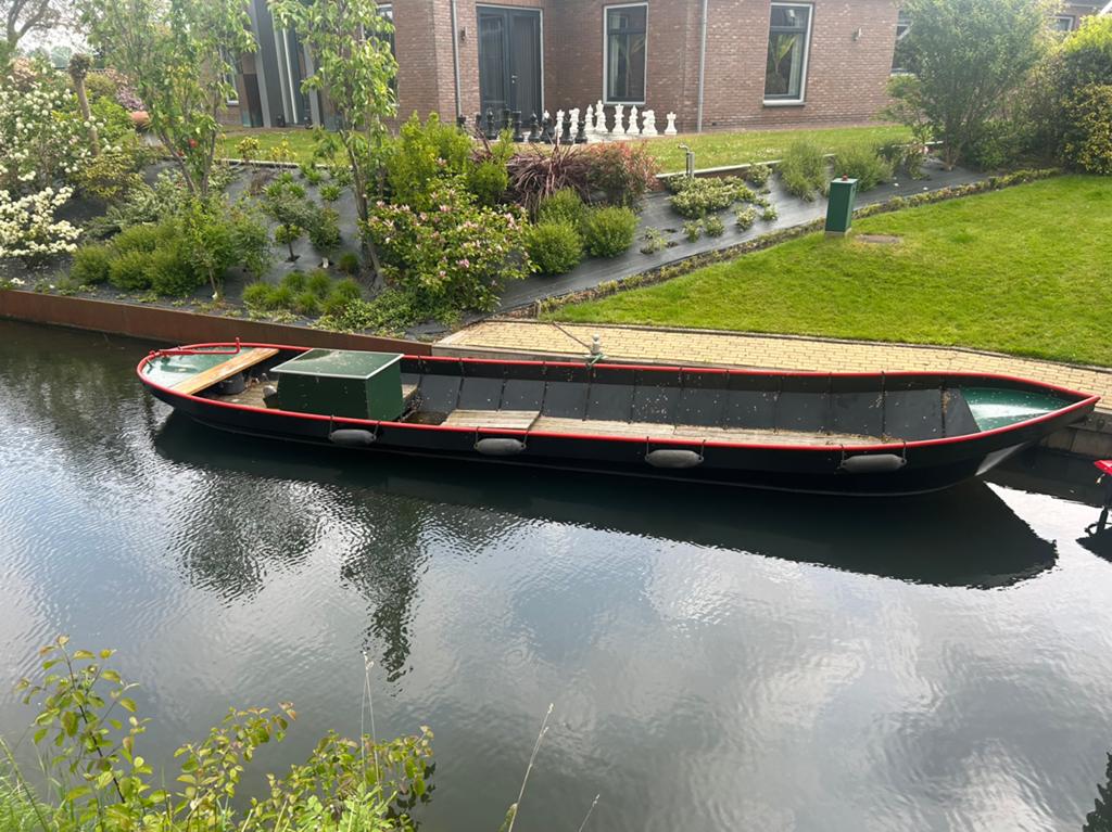 Tuinders  schuit 9 mtr, Watersport en Boten, Motorboten en Motorjachten, Zo goed als nieuw, Staal, Diesel, Binnenboordmotor, Overige typen