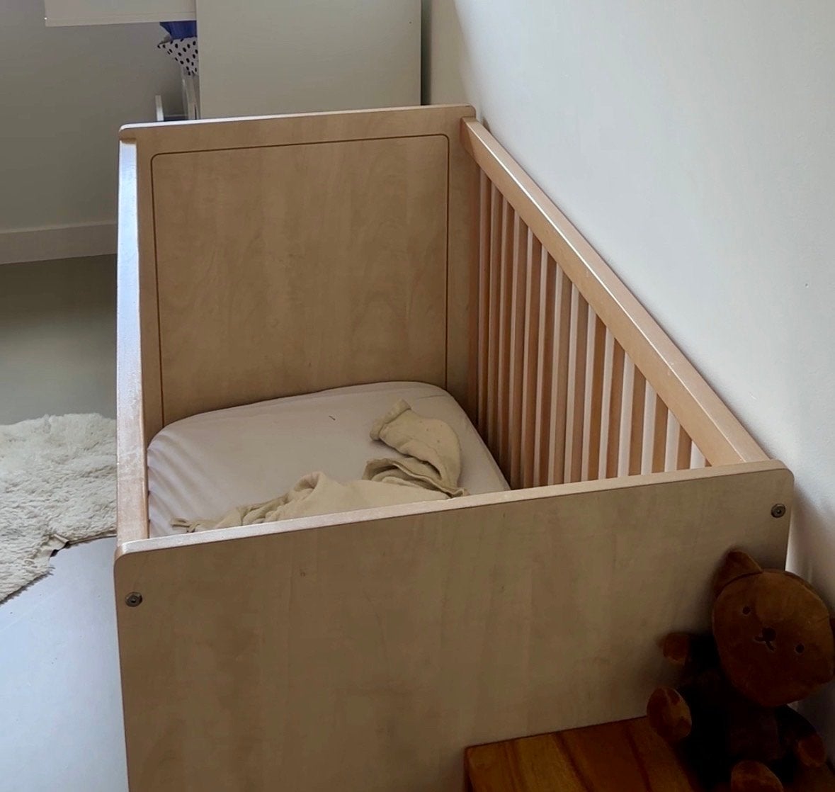 Gebruikt houten babybedje met spijlen, Gebruikt, 70 tot 85 cm, Minder dan 140 cm, Ophalen