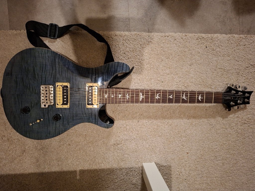 Prs SE Custom 22 whale blue elektrisch gitaar + Versterker, Ophalen, Gebruikt, Paul Reed Smith, Met versterker