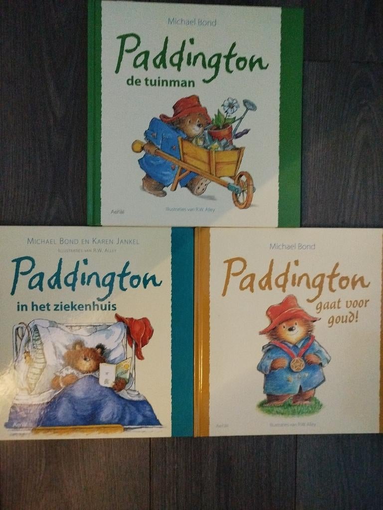 PADDINGTON BOEKEN COLLECTIE DIVERSEN HARDCOVER 3 STUKS, Ophalen of Verzenden, Zo goed als nieuw, MICHEAL bond, Plaatjesalbum