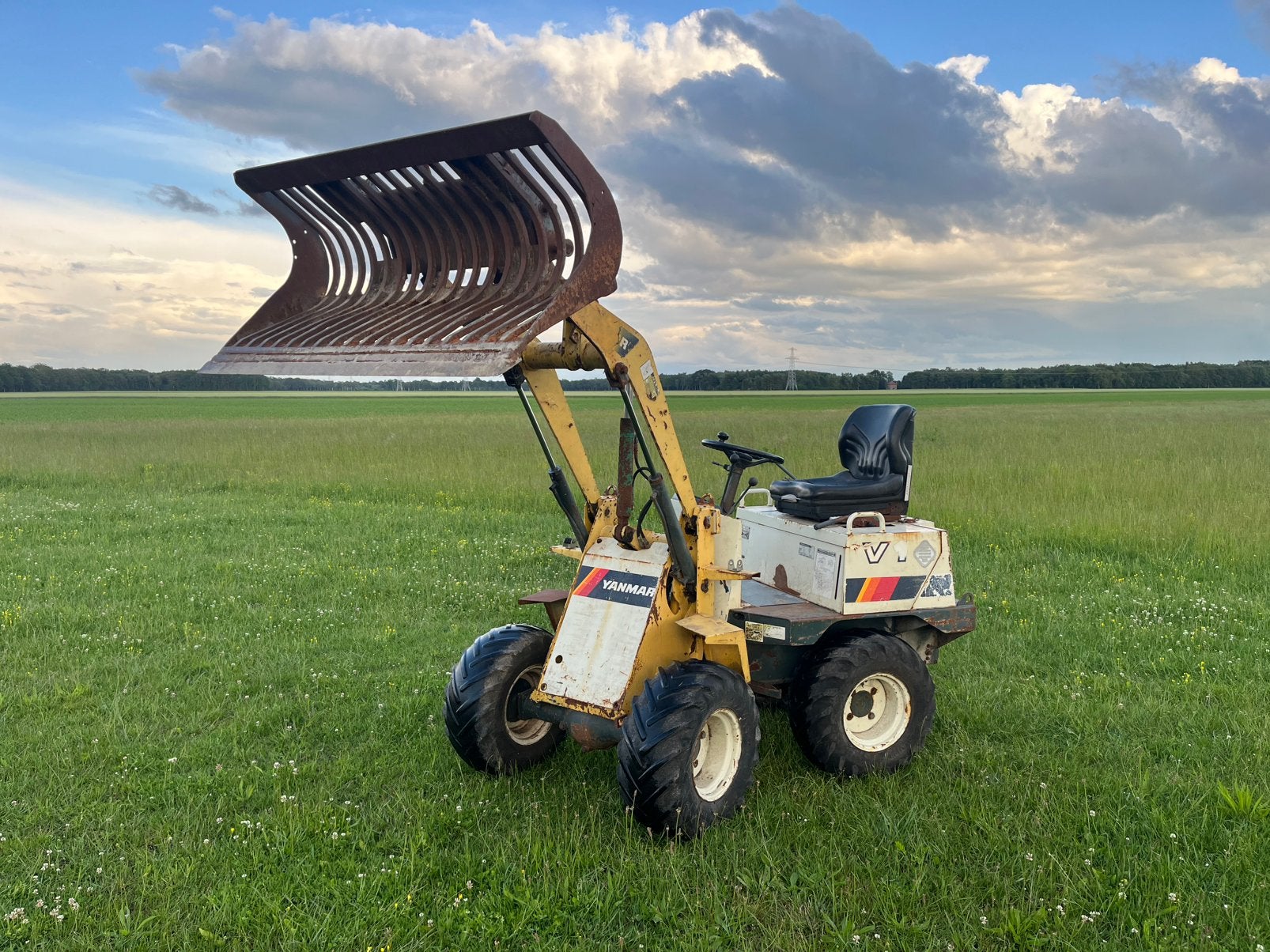 Yanmar V1 mini shovel met joystick bediening, Ophalen, Wiellader of Shovel