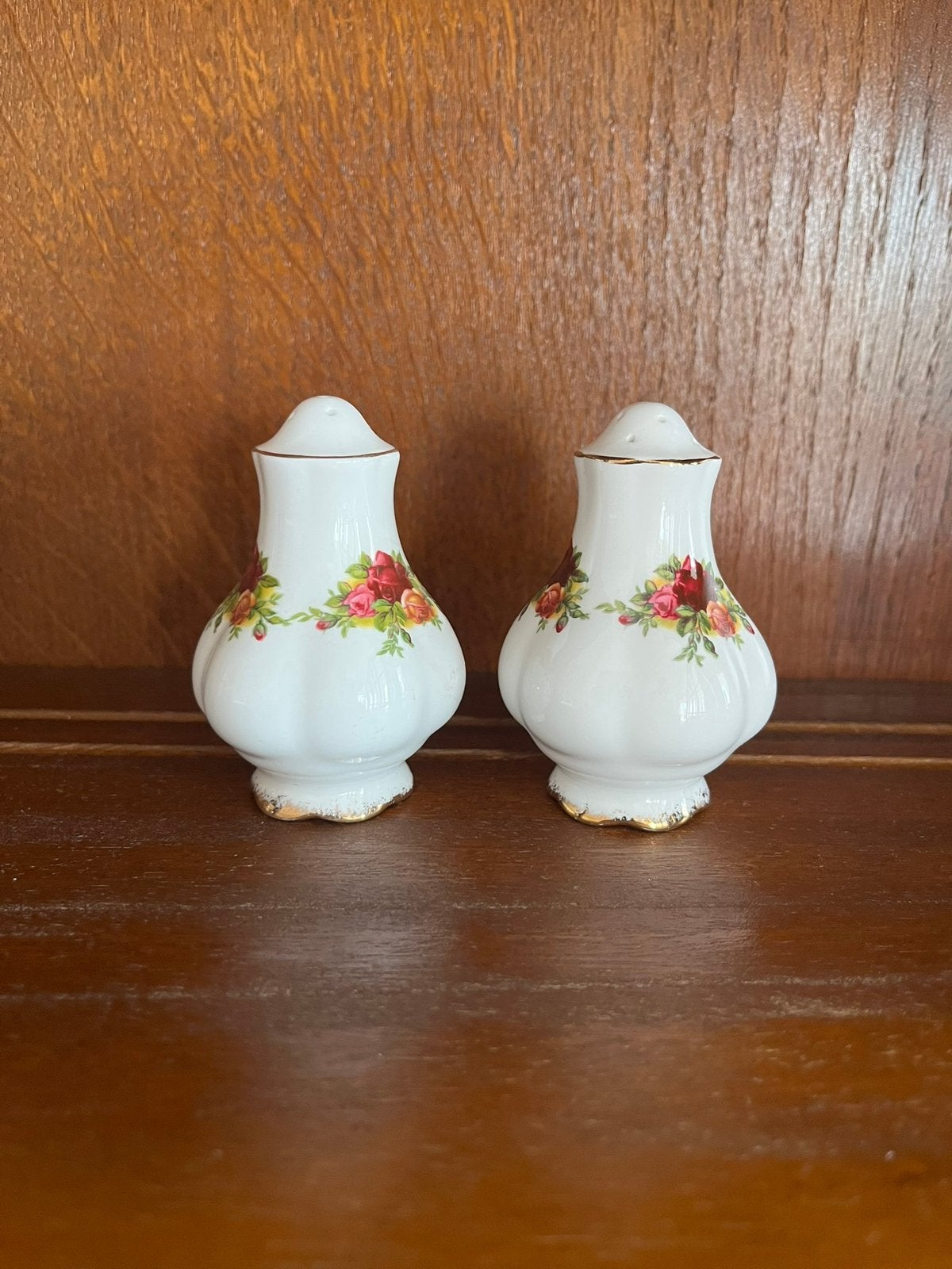 Royal Albert "Old Country Roses" peper en zout stel, Antiek en Kunst, Antiek | Servies compleet, Ophalen of Verzenden