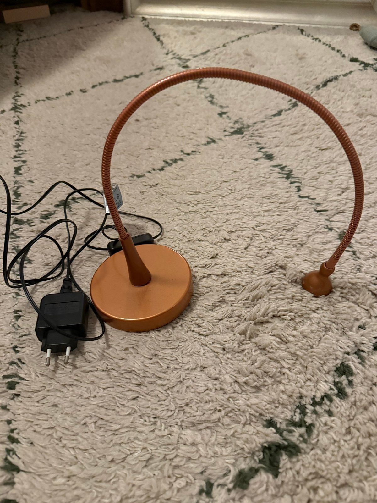 IKEA Bureaulampje - Koperkleurig met flexibele arm, Bureaulamp, Gebruikt, Overige fittingen, Ophalen of Verzenden