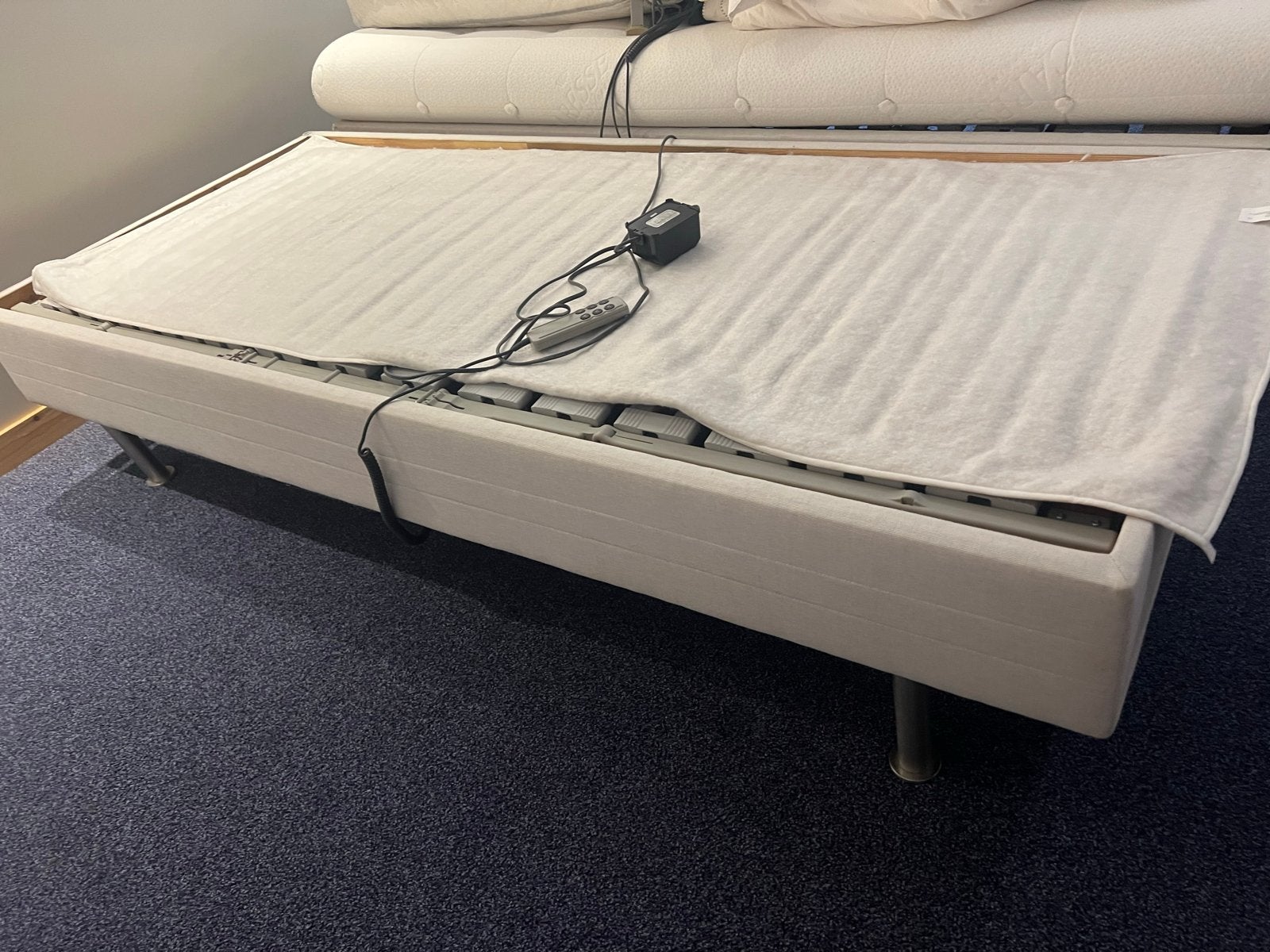 2 IKEA Sultan Alsvåg elektrisch verstelbare lattenbodem, Ophalen, 90 cm, Beige, Tweepersoons