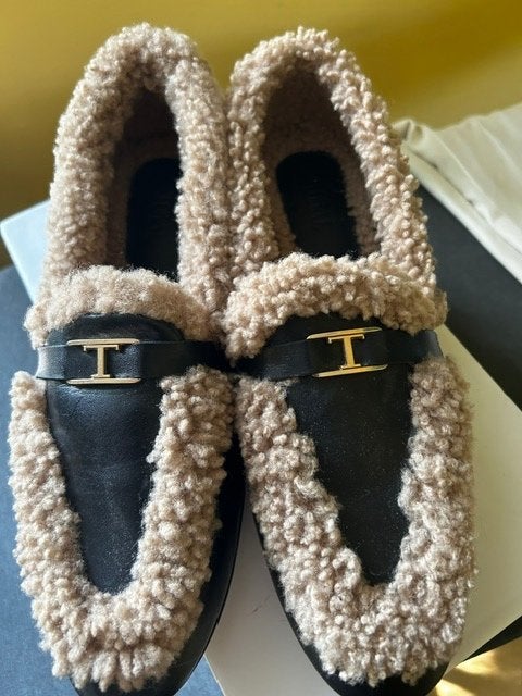 Toral loafers met bont maat 40, Kleding | Dames, Schoenen, Ophalen of Verzenden, Zo goed als nieuw, Toral, Instappers