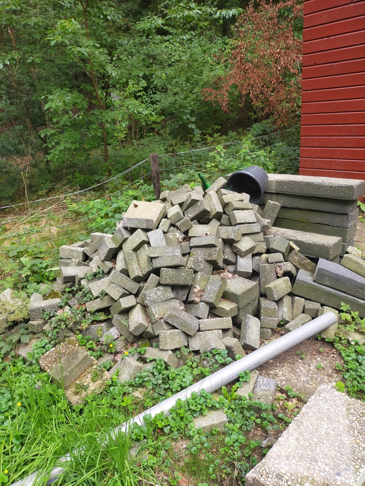 Stapeltje klinkers, Tuin en Terras, Ophalen, Gebruikt, Klinkers, 5 tot 10 m²