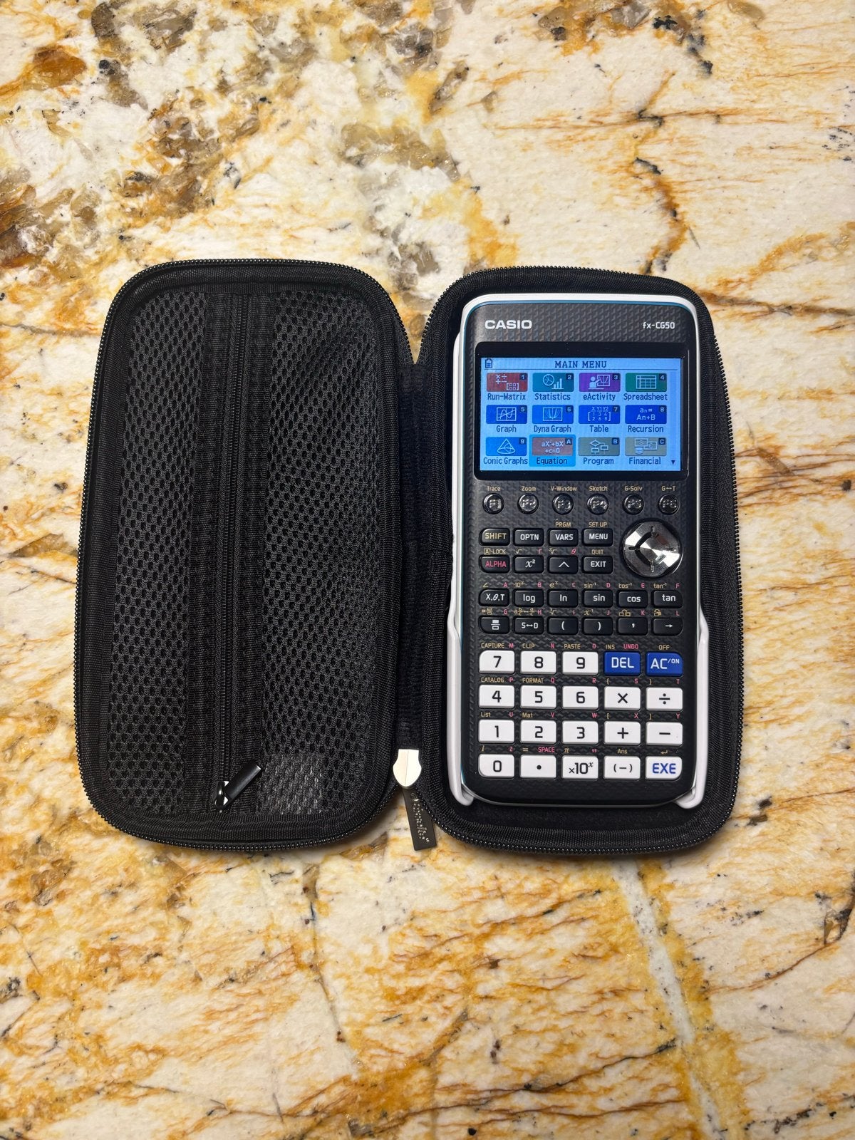 Casio fx-CG50 Grafische Rekenmachine + Beschermhoes, Diversen, Rekenmachines, Ophalen of Verzenden, Grafische rekenmachine, Nieuw