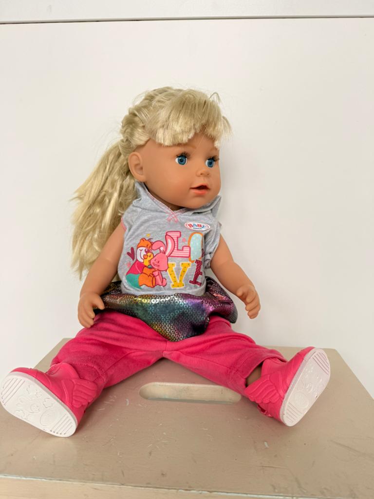 Baby born ‘zus’, Ophalen of Verzenden, Zo goed als nieuw, Babypop
