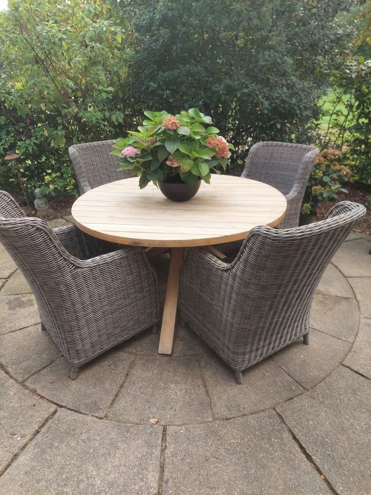 tuinset:4 kwaliteit stoelen+ teakhout tafel gratis  erbij, Ophalen, Gebruikt, Rond, Teakhout
