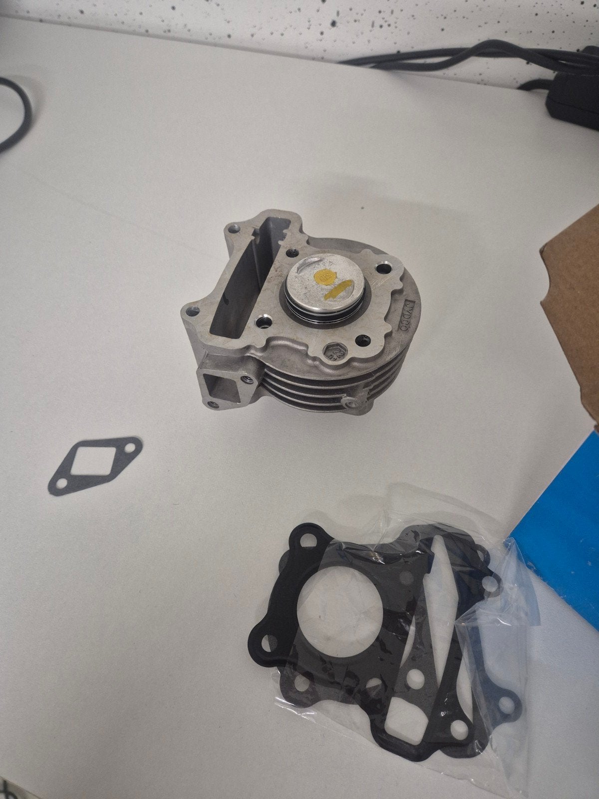 Nieuwe GY6 Cilinder + Zuiger 39mm 4T - Standard Parts, Ophalen of Verzenden, Nieuw, Cilinder, Standard Parts