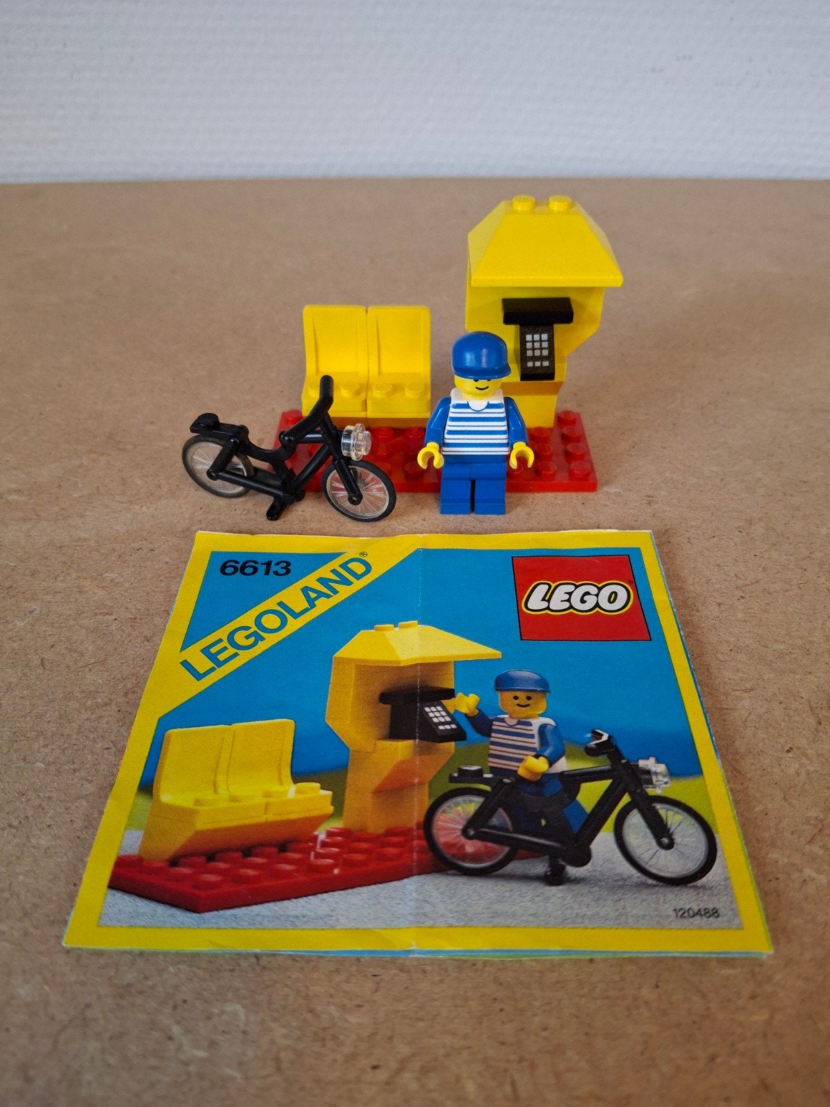 Lego 6613 Telephone Booth. Jaren 80 Classic Town, Compleet, Lego, Info@lego.com, 33 Bath Road, Slough, UK