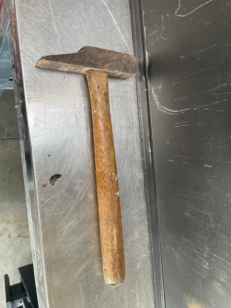Oude hamer met houten steel, Ophalen of Verzenden, Zo goed als nieuw