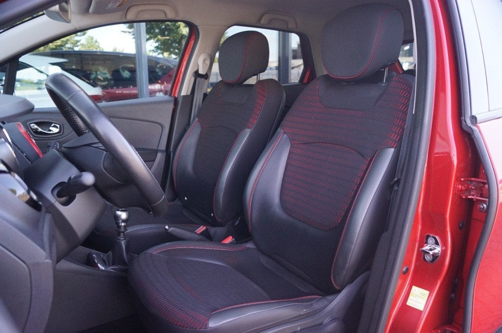 Renault CAPTUR 1.2 TCe XMod 120pk / Navi / PDC / Camera / ke, Voorwielaandrijving, Gebruikt, 4 cilinders, Met garantie (alle)