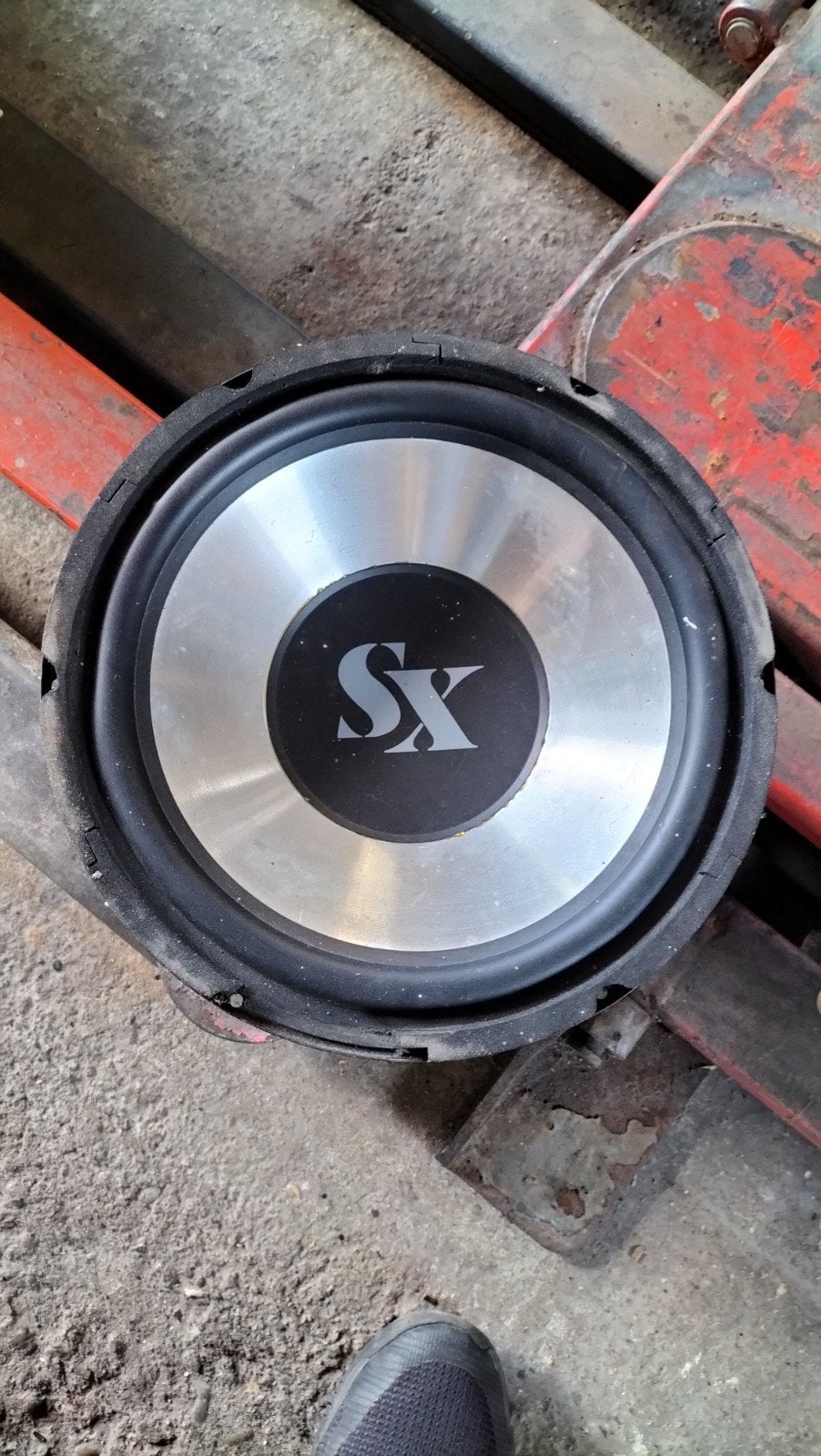 luidspreker voor de subwoofer, Ophalen