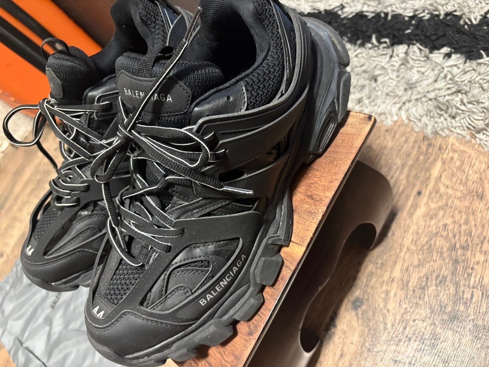 Balenciaga tracks, Ophalen, Zo goed als nieuw, Zwart