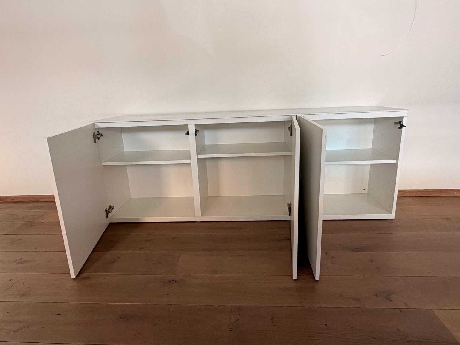 Strak wit dressoir met marmerlook blad, Huis en Inrichting, Ophalen, Overige materialen, Gebruikt, 150 tot 200 cm