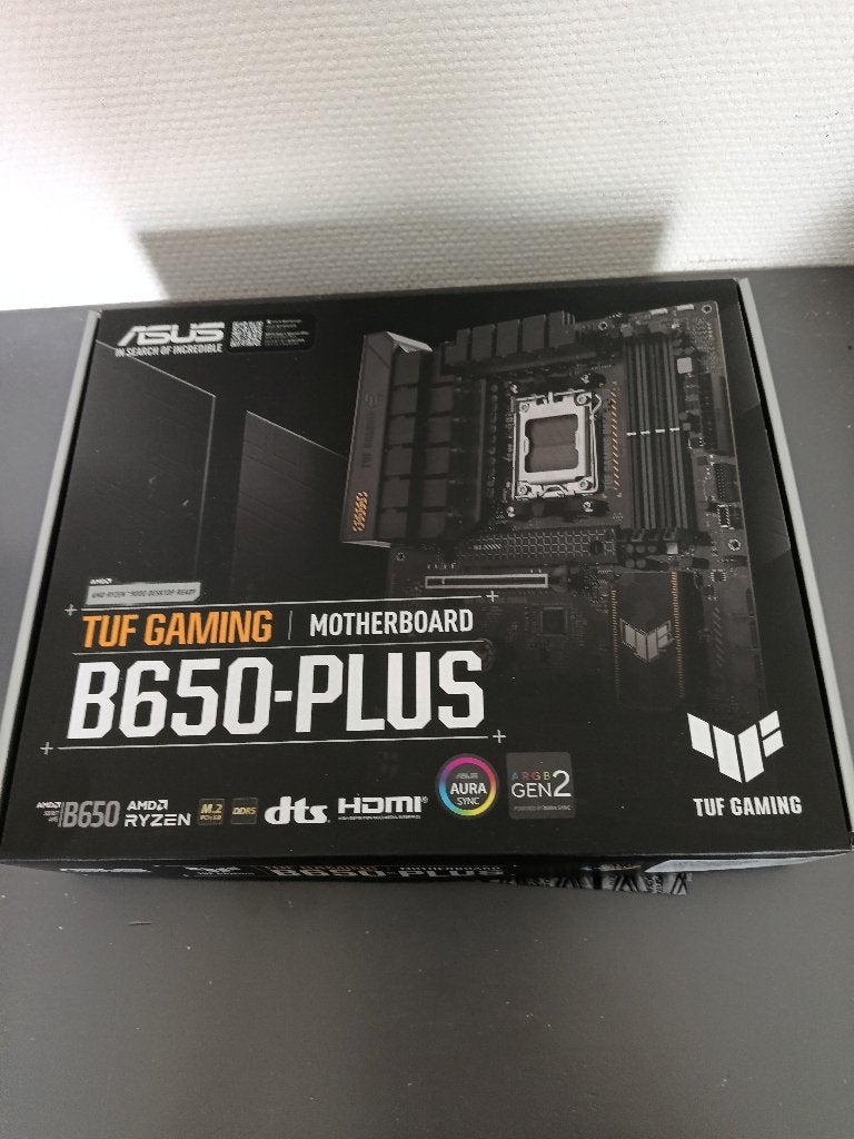 ASUS TUF GAMING B650 PLUS, Computers en Software, Moederborden, Zo goed als nieuw, AMD, DDR5, Ophalen