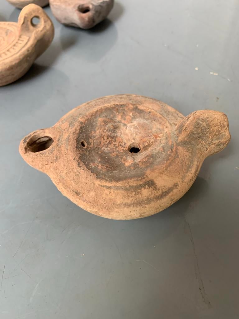 Set van 4 antieke Romeinse olielampen, Antiek en Kunst, Antiek | Keramiek en Aardewerk, Ophalen of Verzenden