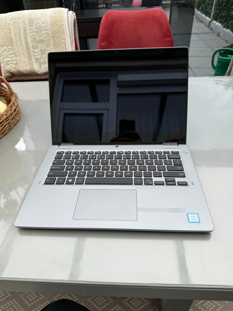 Dell Latitude 3310 2-in-1 Laptop/Tablet i5 8GB 256GB Win 11, Computers en Software, Windows Laptops, Gebruikt, 2 tot 3 Ghz, Qwerty