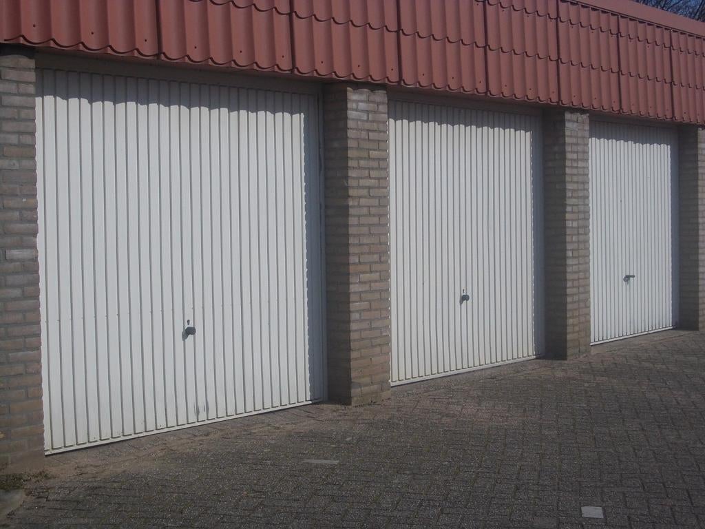 gezocht opslag locatie in gendt voor hobby opslag enz., Ophalen