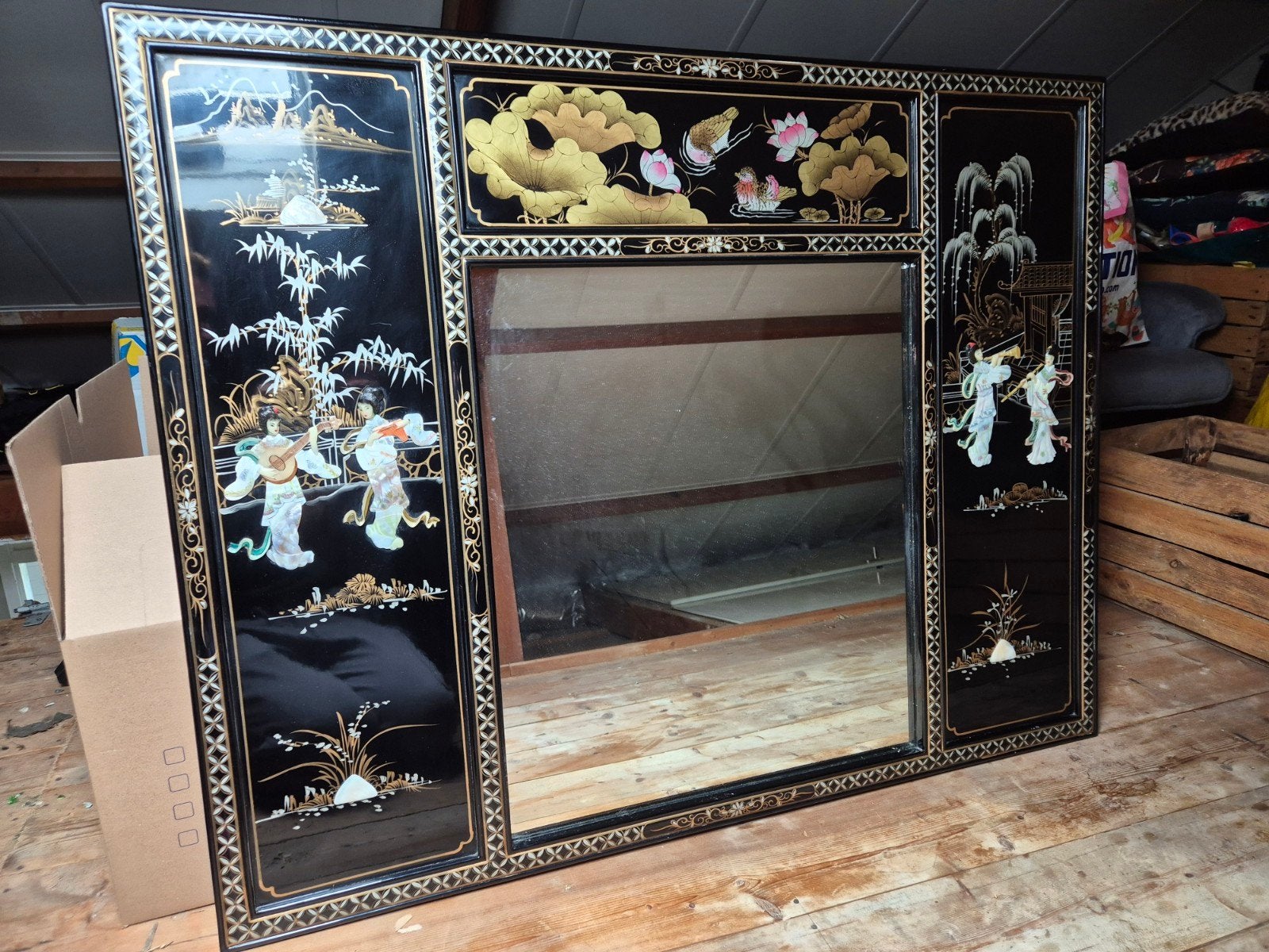 Vintage Chinese lakwerk spiegel met parelmoer inleg, Antiek en Kunst, Ophalen, Rechthoekig