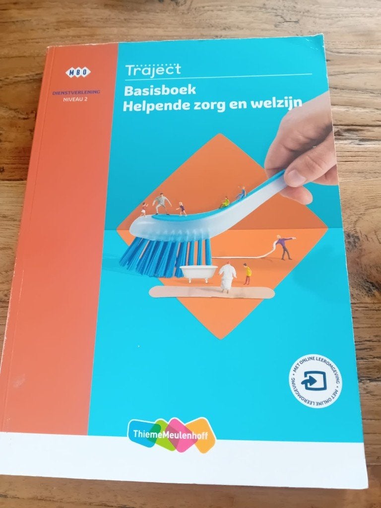 Boek voor de opleiding Helpende Zorg en Welzijn, Gelezen, Overige vakken, ThiemeMeulenhoff, Ophalen of Verzenden