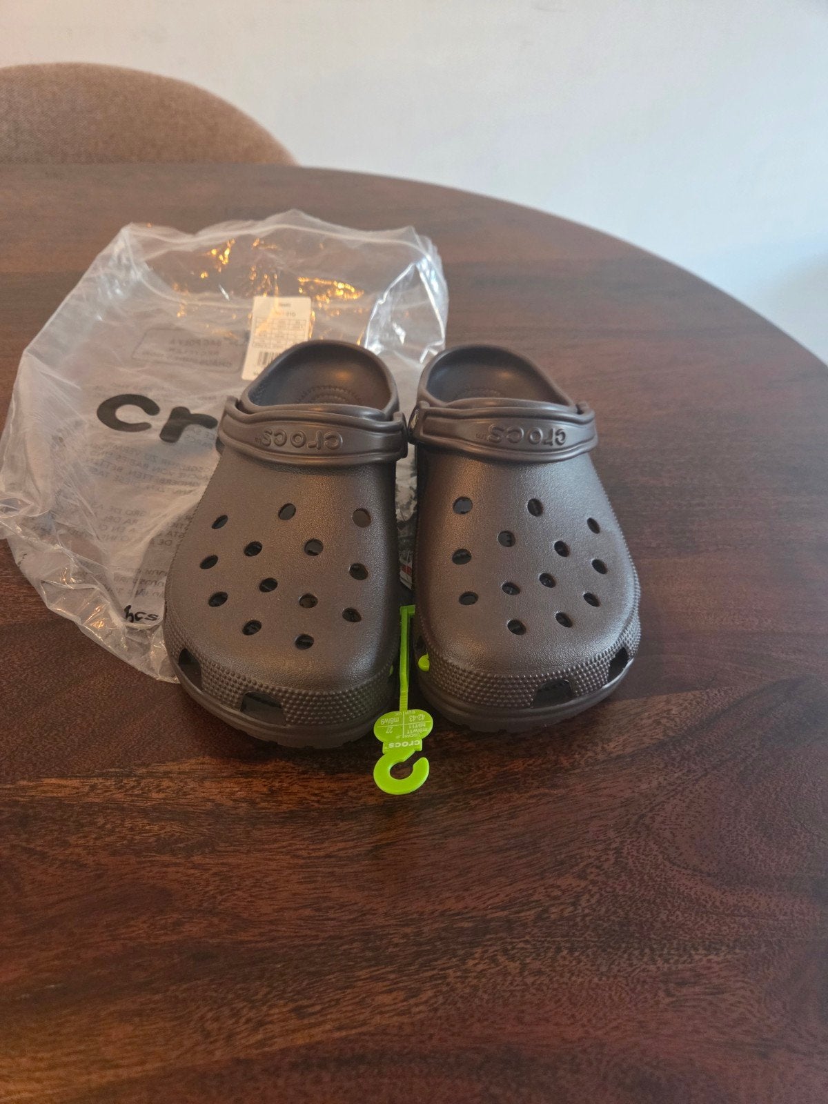 Crocs Classic Coffee Bruin 42 43, Kleding | Heren, Schoenen, Crocs, Verzenden, Nieuw, Bruin