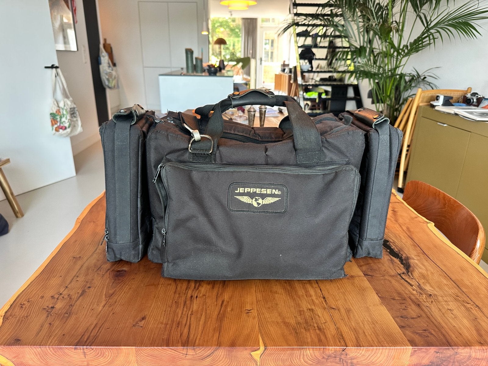 Jeppesen Captain vliegtas + kneeboard — complete pilotenset, Ophalen of Verzenden, Zo goed als nieuw, 30 cm of meer, Minder dan 35 cm