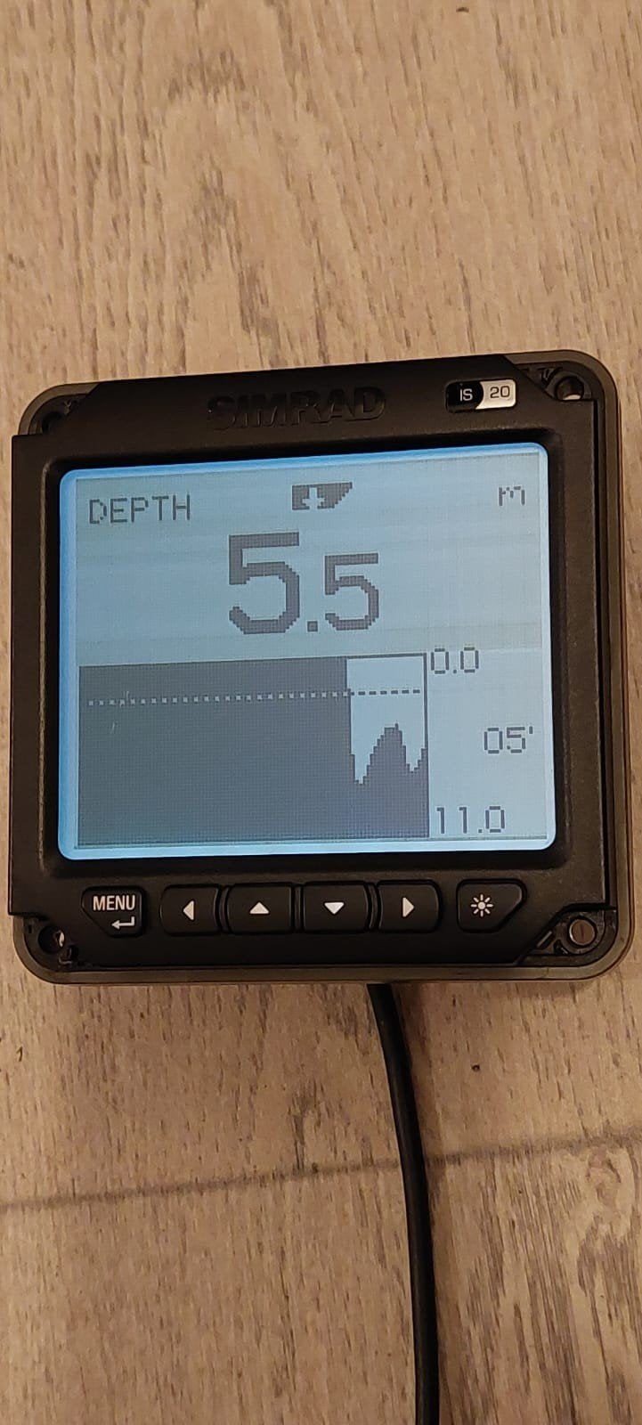 Simrad IS20 grafisch scheepsinstrument., Ophalen of Verzenden, Zo goed als nieuw, Gps of Kompas
