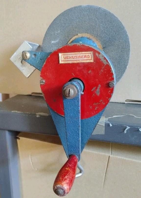 Venusberg manuele slijpsteen 15cm jaren '50 DDR, Antiek en Kunst, Ophalen of Verzenden