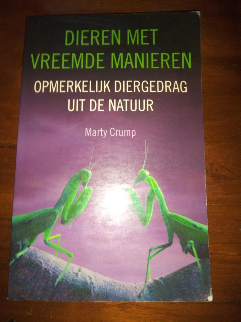 M. Crump - Dieren met vreemde manieren, Verzenden, Zo goed als nieuw, M. Crump