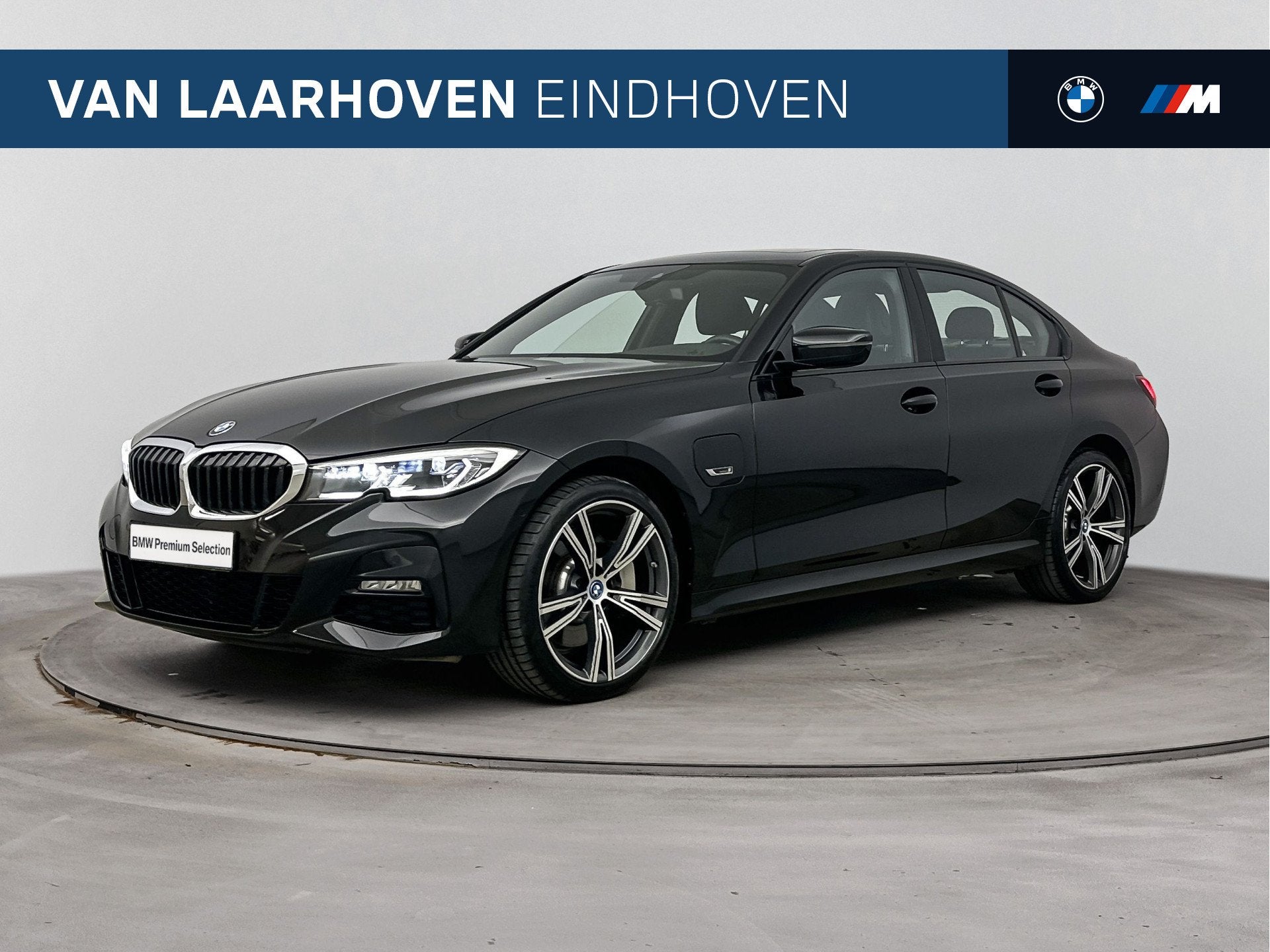 BMW 3 Serie 330e High Executive M Sport Automaat / Trekhaak