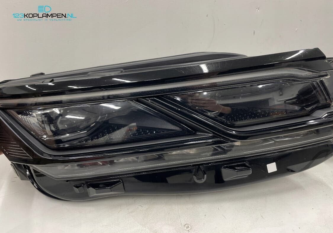 VW Volkswagen Touareg R Line koplamp links rechts, Ophalen, Gebruikt, -, Volkswagen