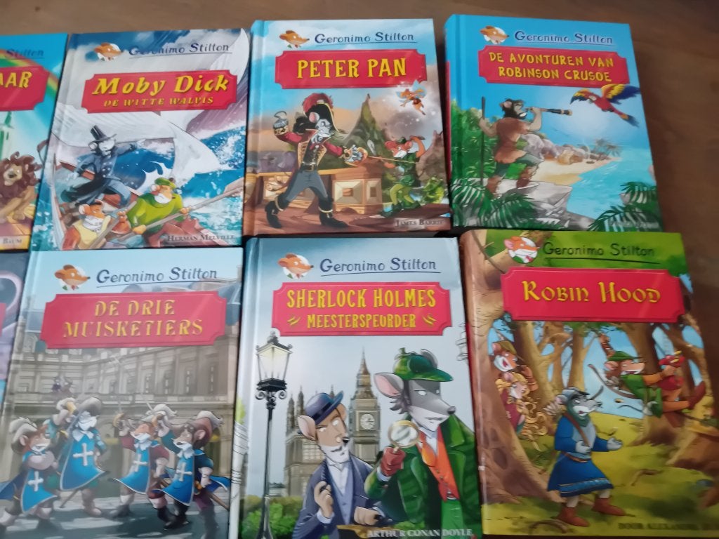 11 klassieke verhalen door Geronimo Stilton (nieuwstaat), Ophalen of Verzenden, Nieuw, Geronimo Stilton