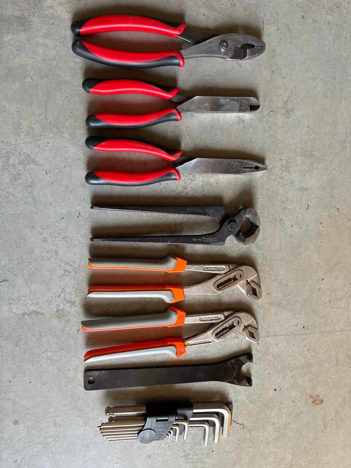 Diverse handgereedschap set: tangen, inbussleutels, sleutel, Ophalen of Verzenden, Gebruikt, Tang, Overige merken