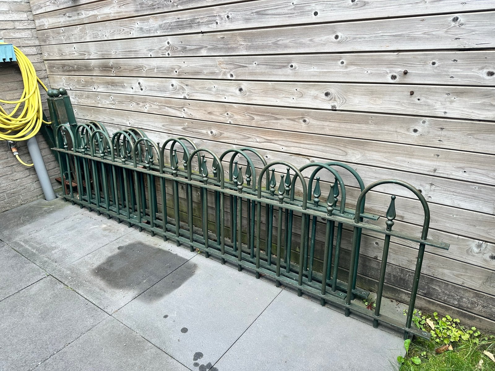 Gietijzeren ijzer hekwerk ruim 9 meter, palen, Tuin en Terras, Tuinhekken en Hekwerk, Ophalen, Gebruikt, IJzer, Sierhekwerk