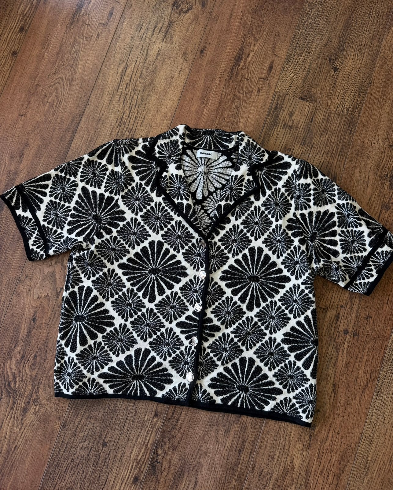 Sandro Paris cardigan NIEUW | Jacquard bloemenprint, Ophalen of Verzenden, Nieuw, Maat 36 (S), Zwart