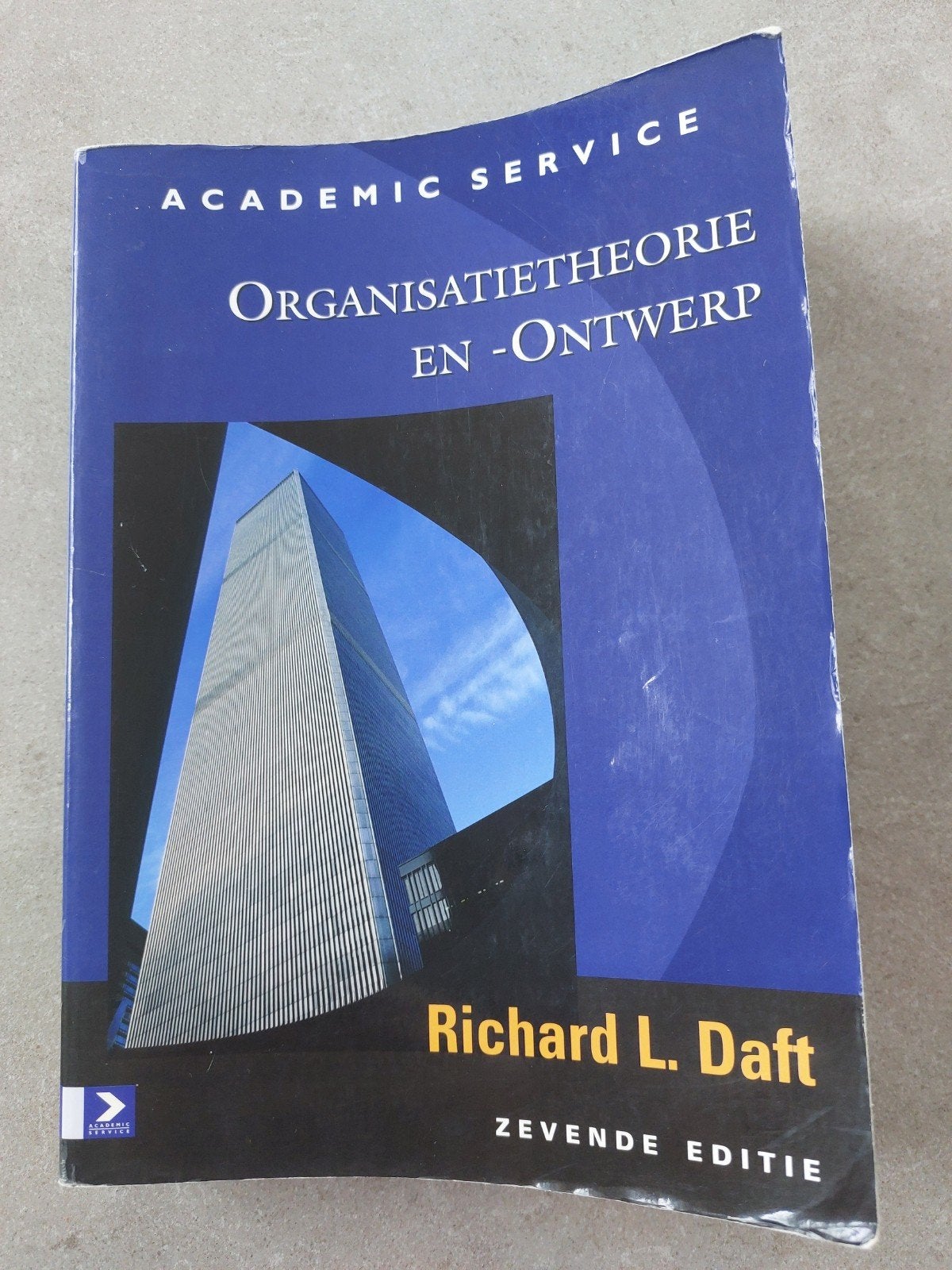Studieboek: Organisatietheorie en -ontwerp (Richard L. Daft), Boeken, Zo goed als nieuw, Richard L. Daft, Gamma, HBO