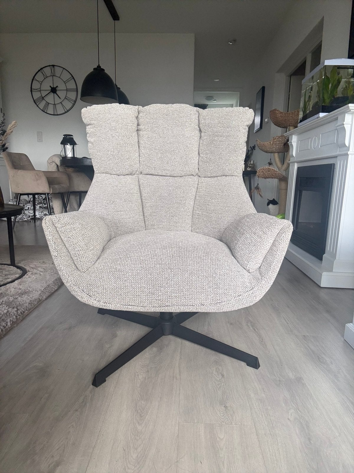 Draaifauteuil - beige, Huis en Inrichting, Fauteuils, Ophalen, Zo goed als nieuw, 75 tot 100 cm, 50 tot 75 cm
