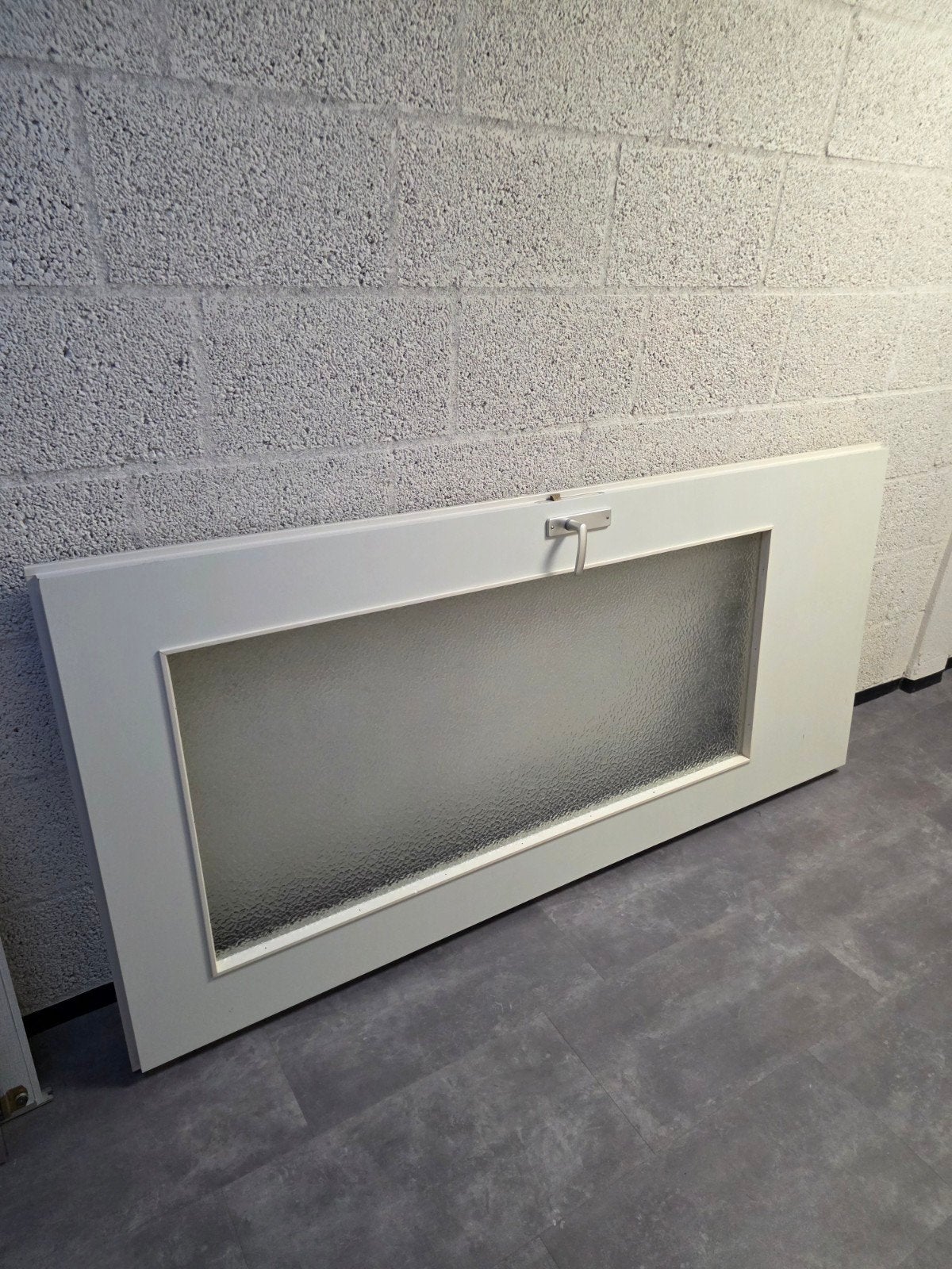 Opdekdeur rechtsdraaiend 930x2000 met glas, Doe-het-zelf en Verbouw, Deuren en Horren, Ophalen of Verzenden