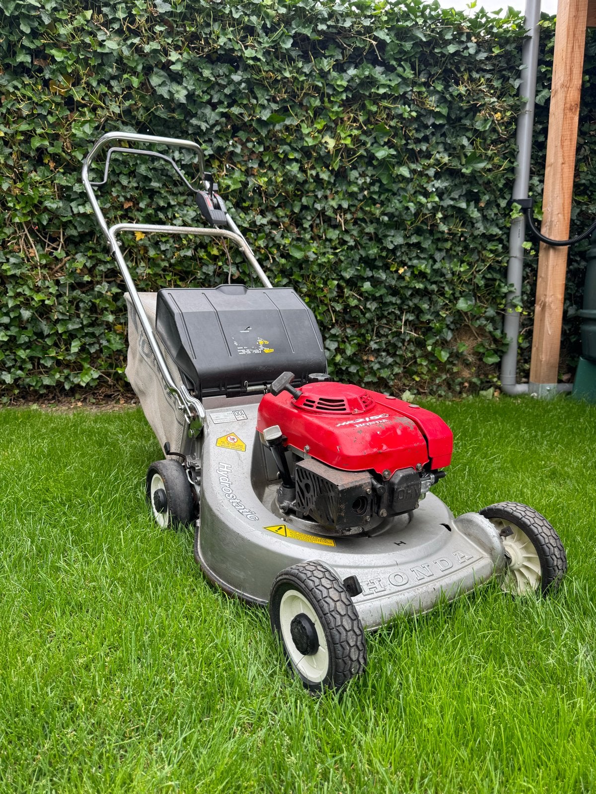 Perfect lopende Honda HR2150 grasmaaier uit 1992, Tuin en Terras, Grasmaaiers, Ophalen, Cirkelmaaier, Gebruikt, 40 t/m 49 cm