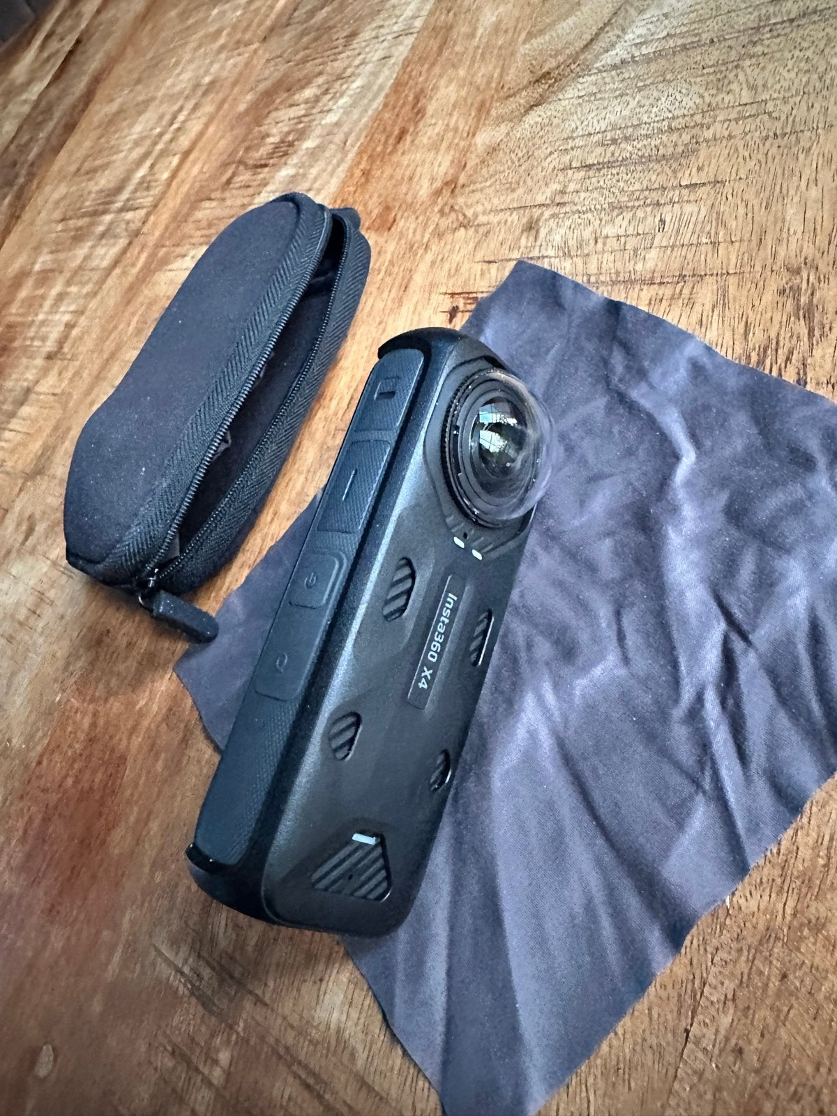 Insta360 X4 360-graden camera met accessoires, Audio, Tv en Foto, Actiecamera's, Zo goed als nieuw, Overige merken, Ophalen of Verzenden