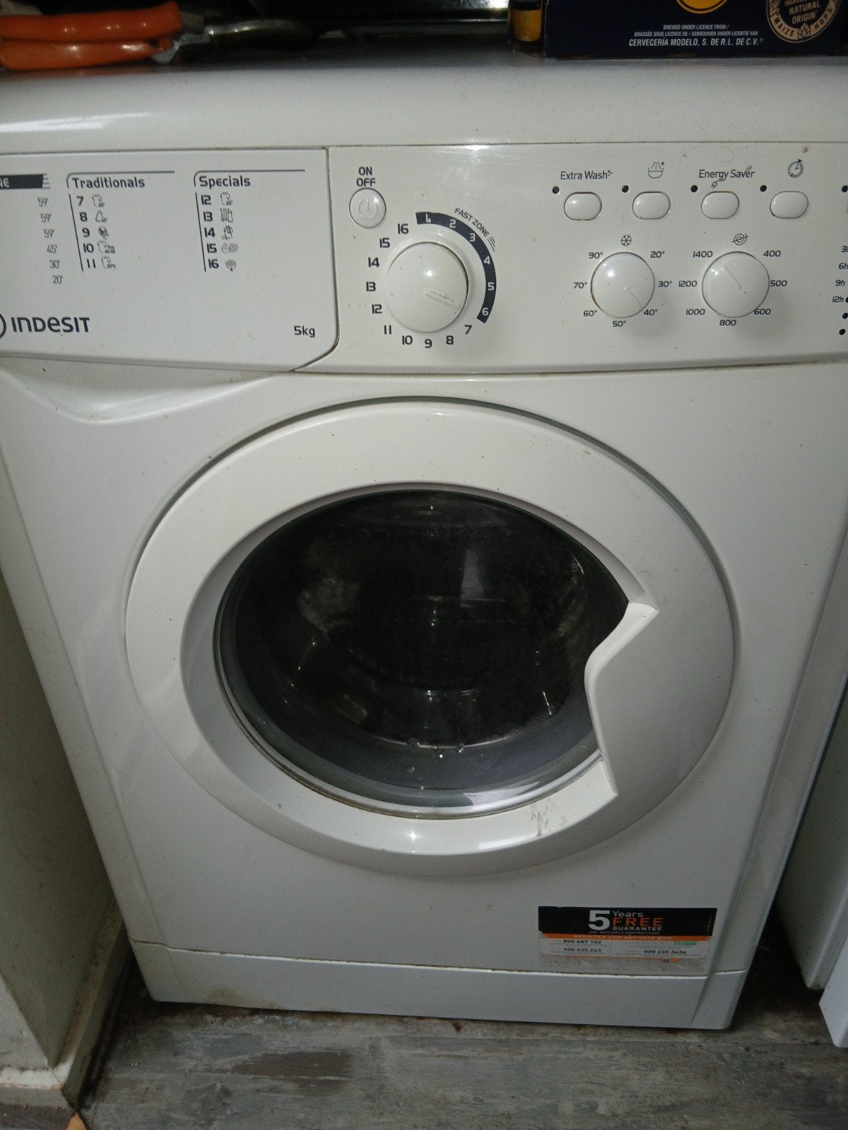 Indesit Wasmachine 5kg - Voorlader, Witgoed en Apparatuur, Wasmachines, Ophalen, Gebruikt, 1200 tot 1600 toeren, 85 tot 90 cm