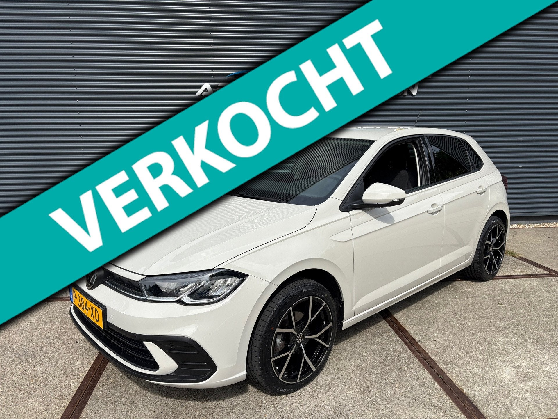 Volkswagen Polo 1.0 TSI Life Business DIGITAL DASH/ NAVI/ PD, Dealer onderhouden, Gebruikt, Euro 6, 95 pk